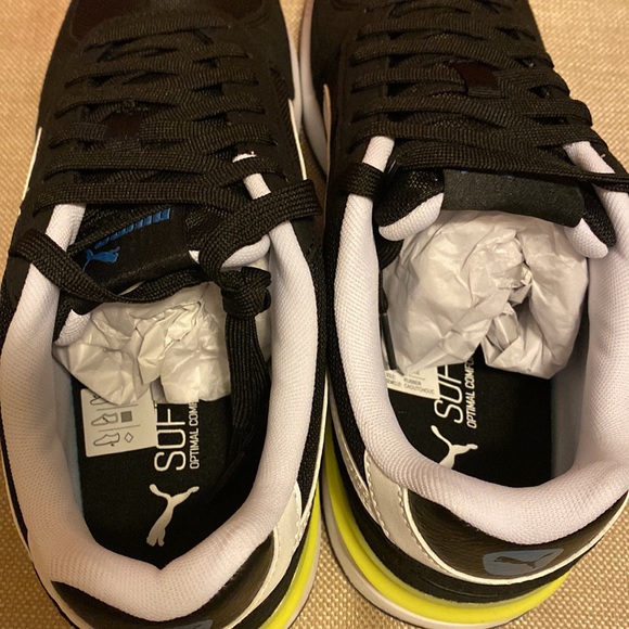 New- Puma Graviton sneakers - Picture 8 of 9